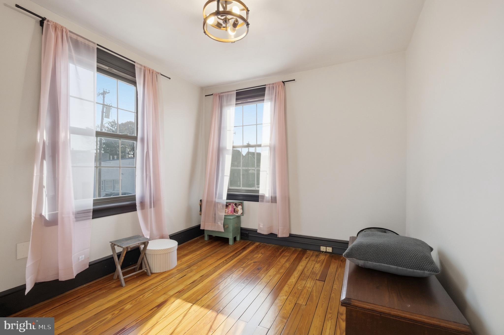 524 GREENWOOD AVENUE