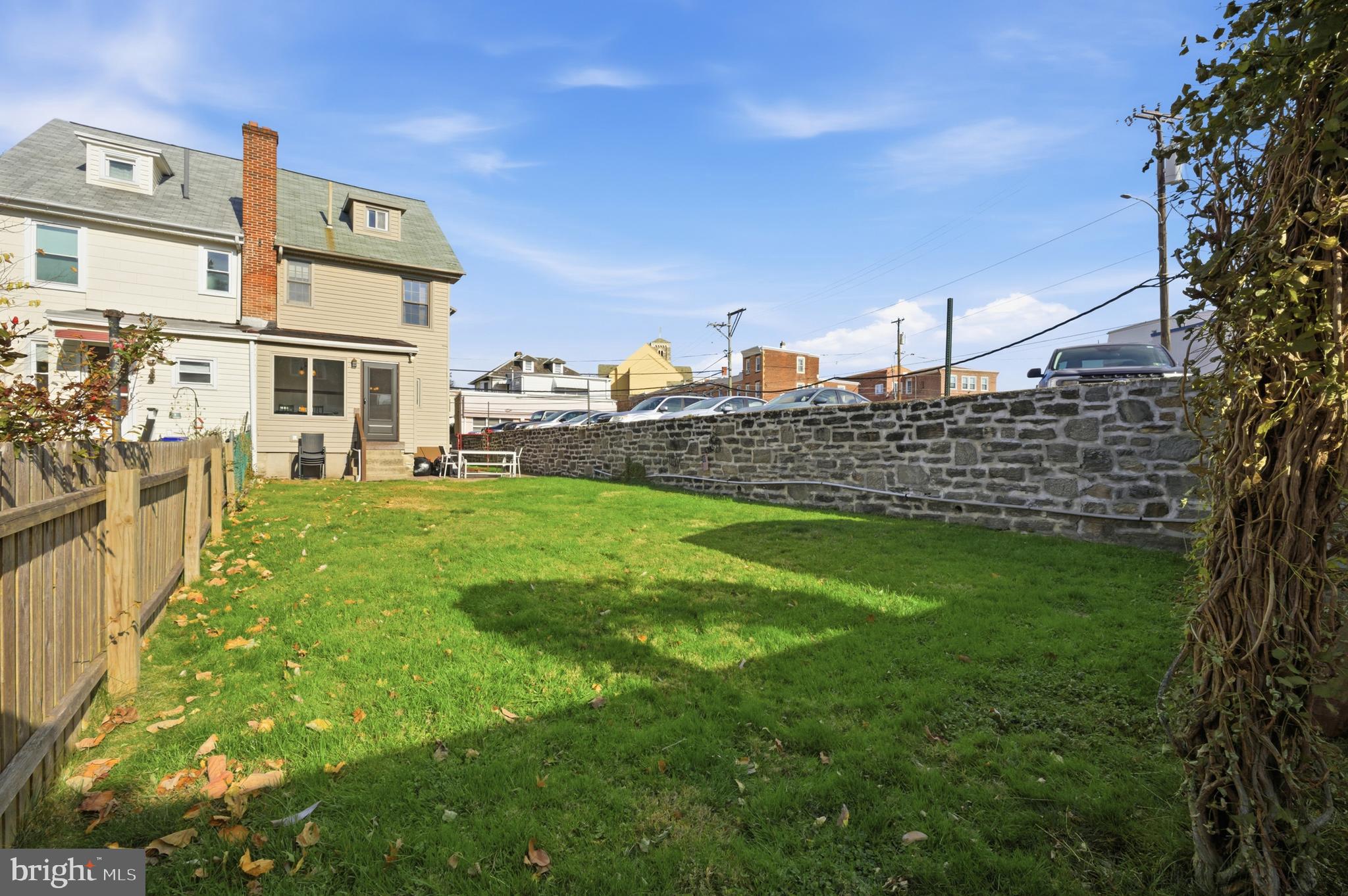 524 GREENWOOD AVENUE