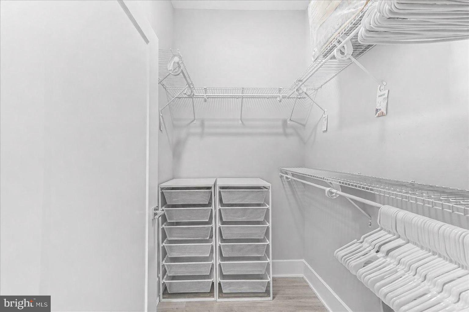 537 APPLE STREET 302