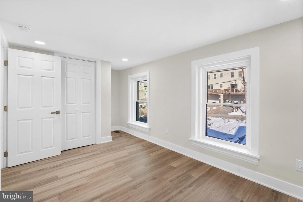 378 E ELM STREET