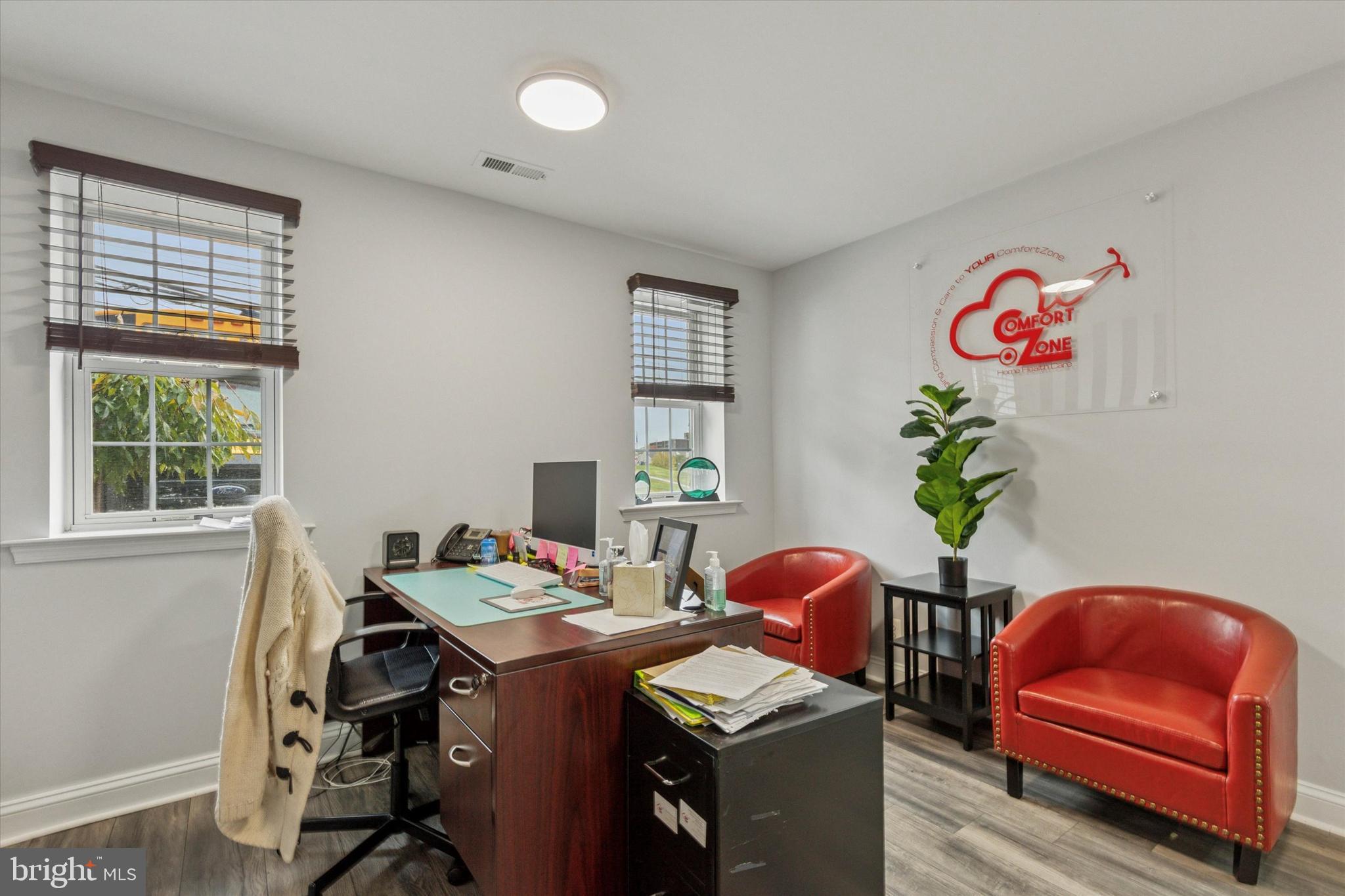 239 W GERMANTOWN PIKE