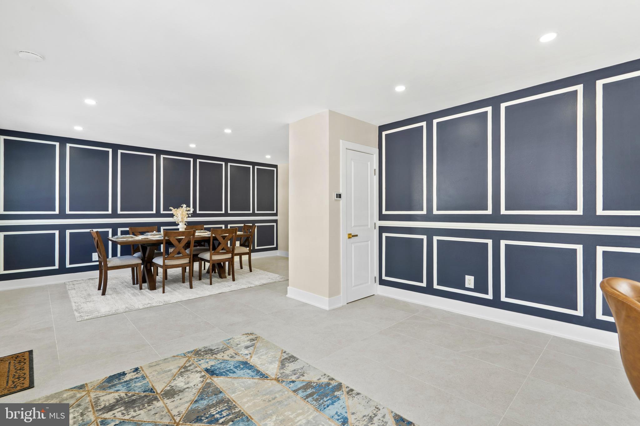 1717 CRESTVIEW AVENUE