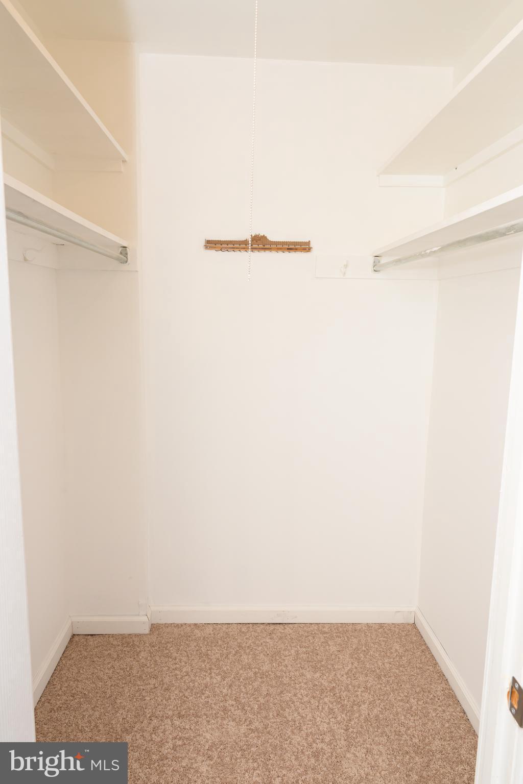 309 FLORENCE AVENUE 202N