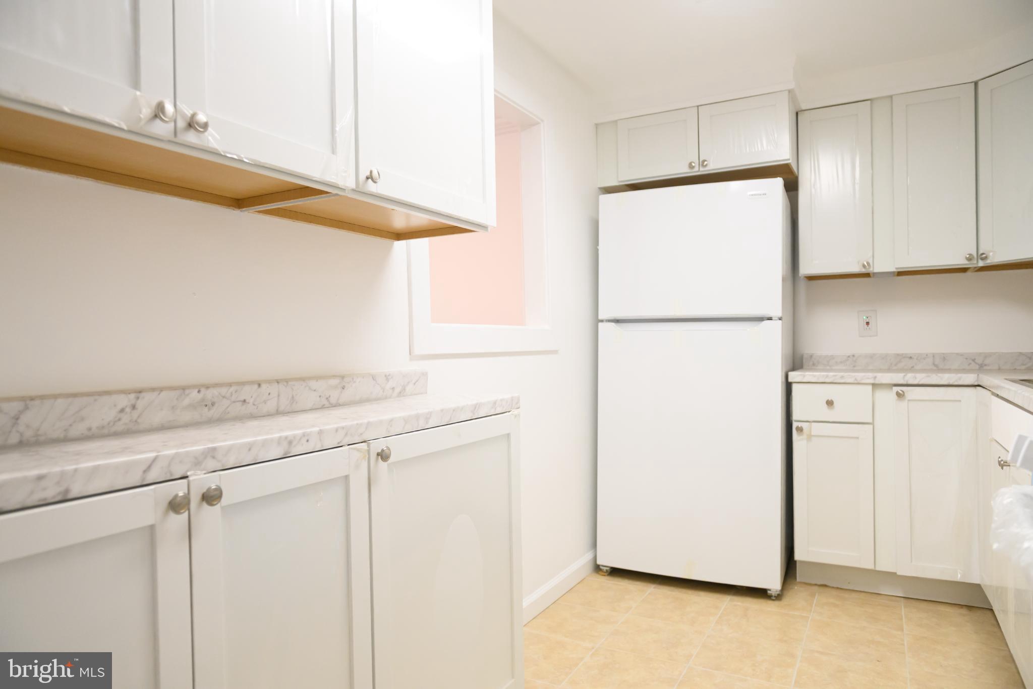 309 FLORENCE AVENUE 202N