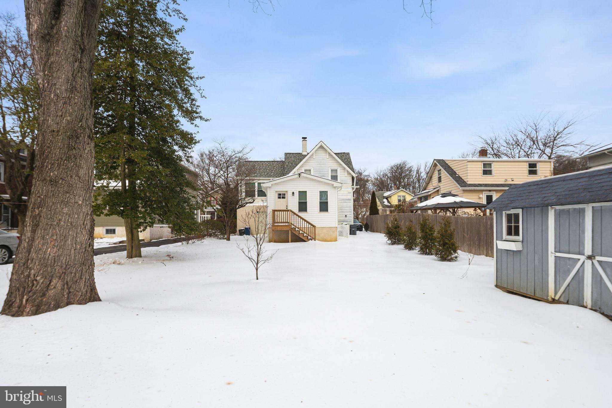 329 N TYSON AVENUE