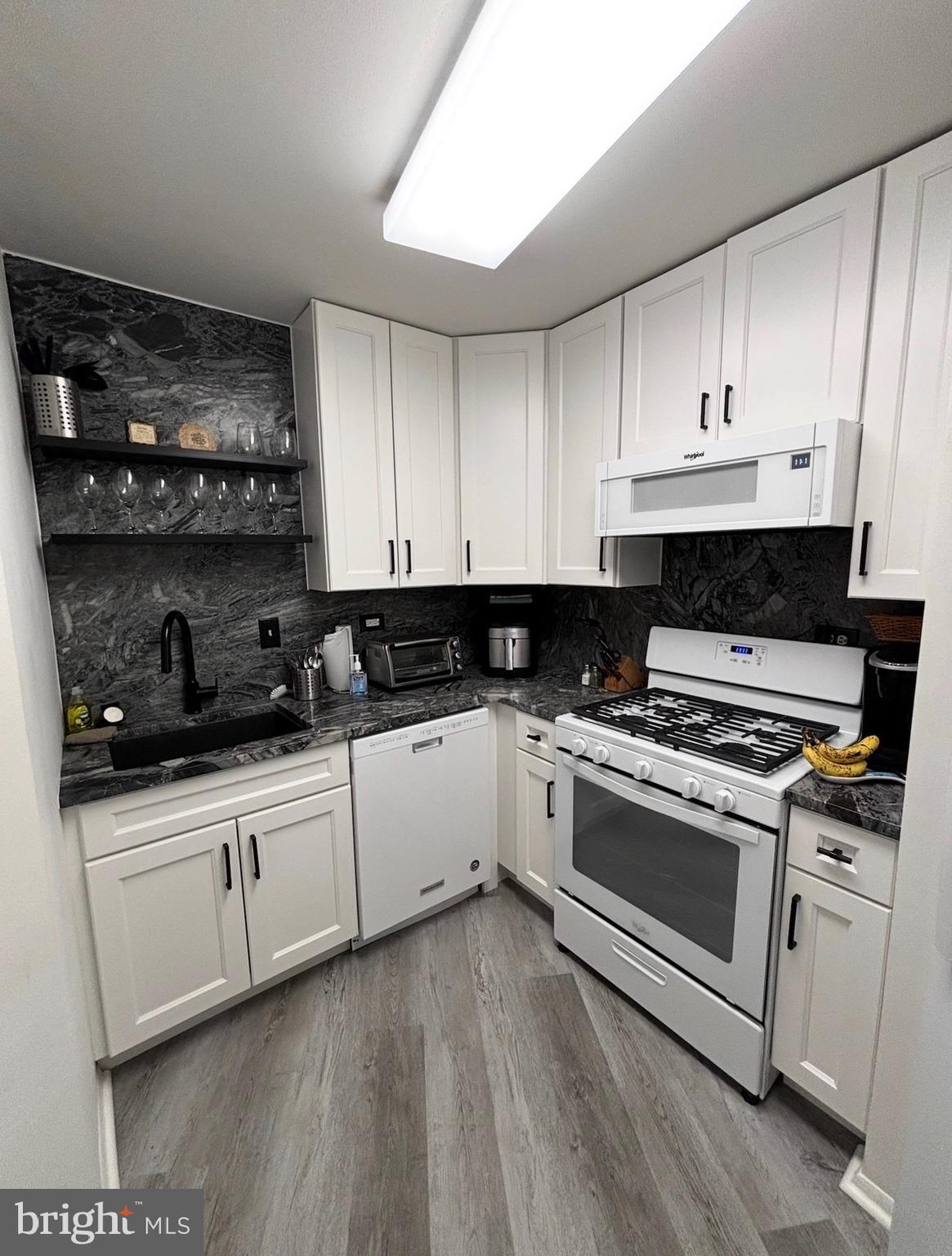 1600 HAGYS FORD ROAD 3S