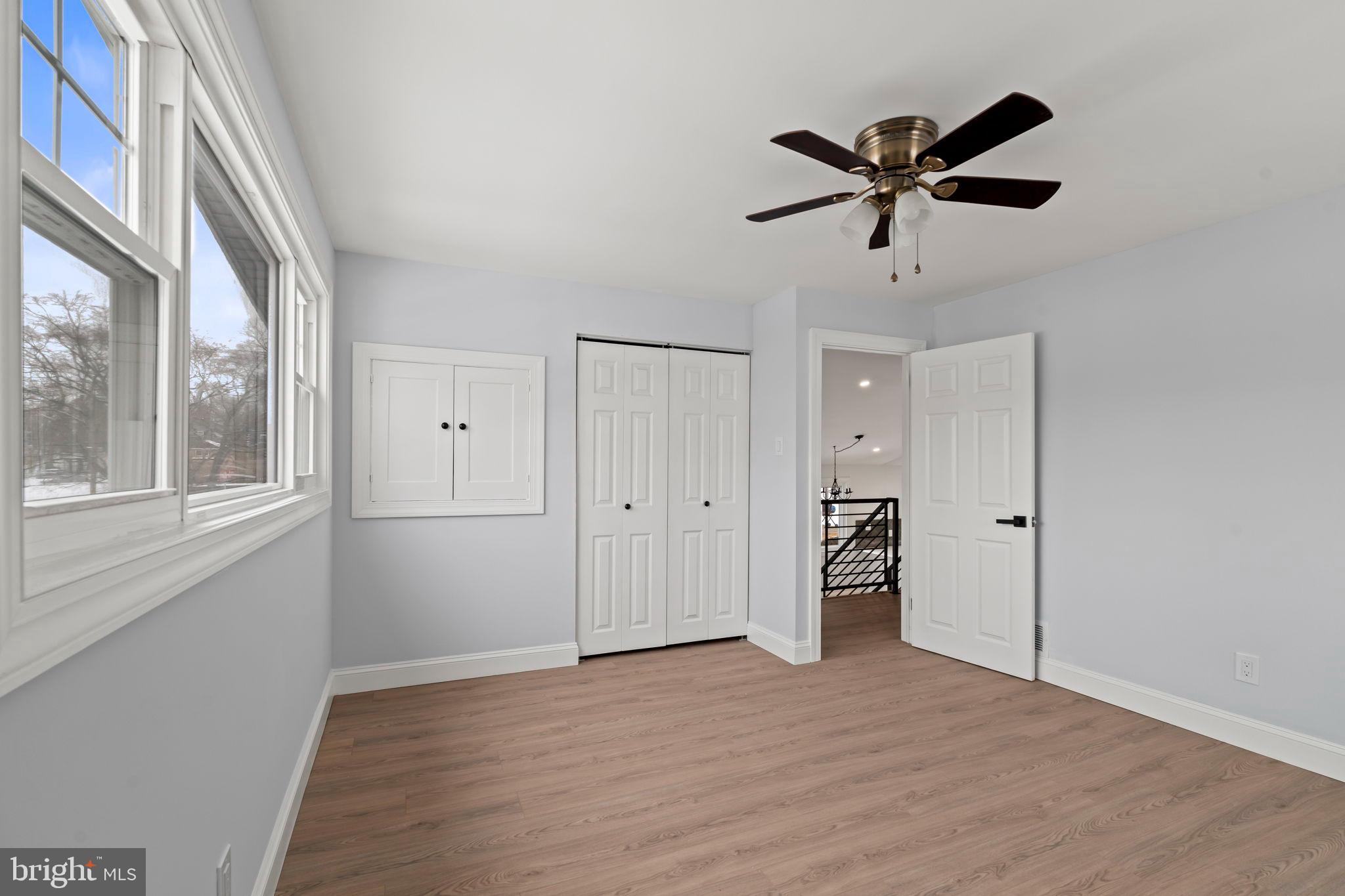 1567 LINDBERGH AVENUE