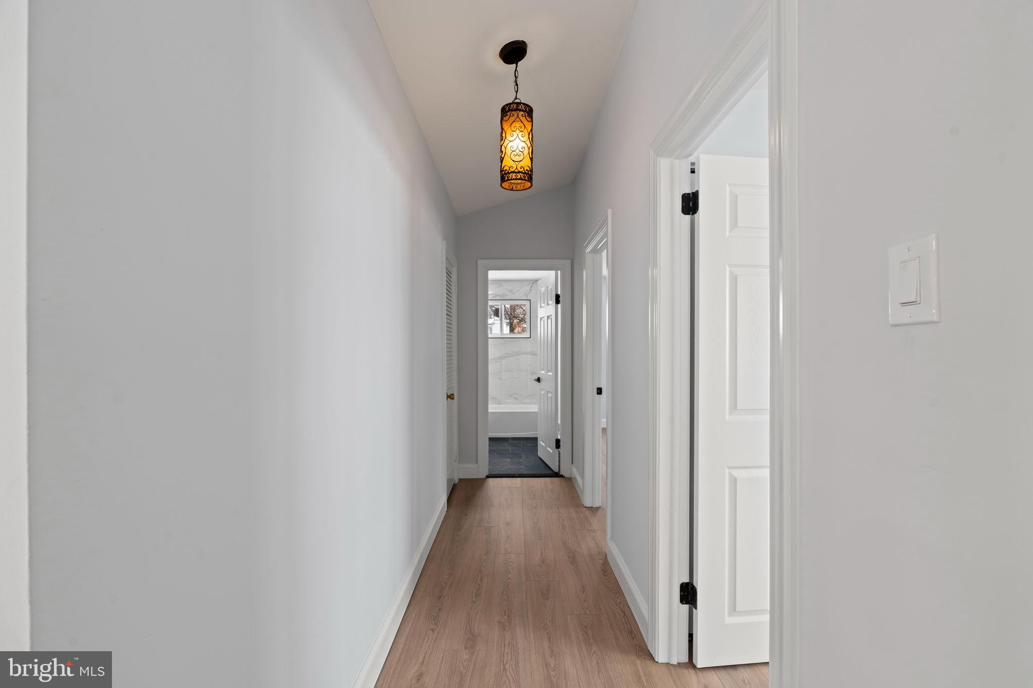 1567 LINDBERGH AVENUE