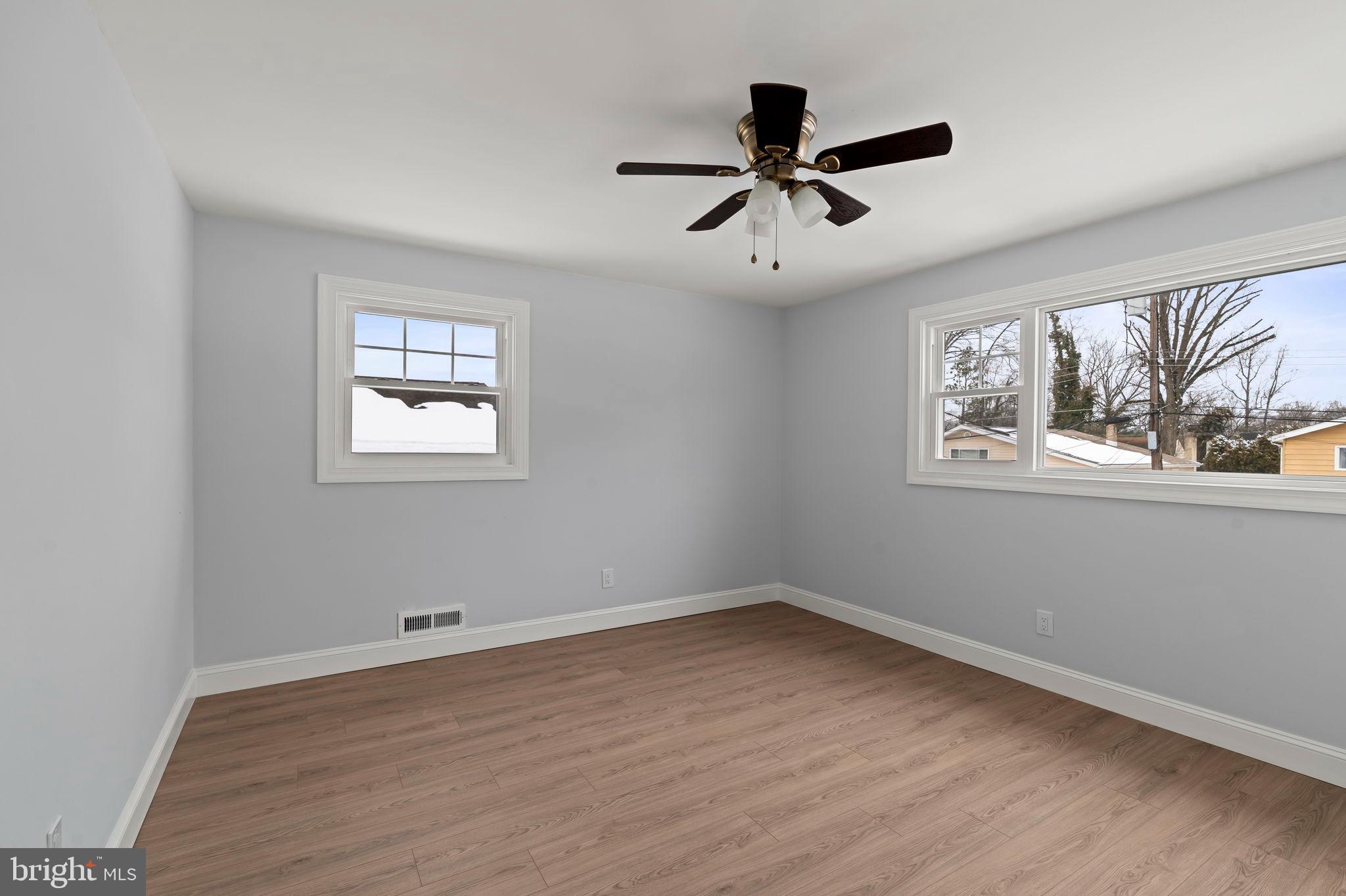 1567 LINDBERGH AVENUE