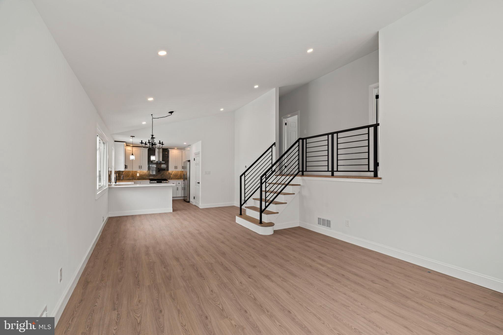 1567 LINDBERGH AVENUE