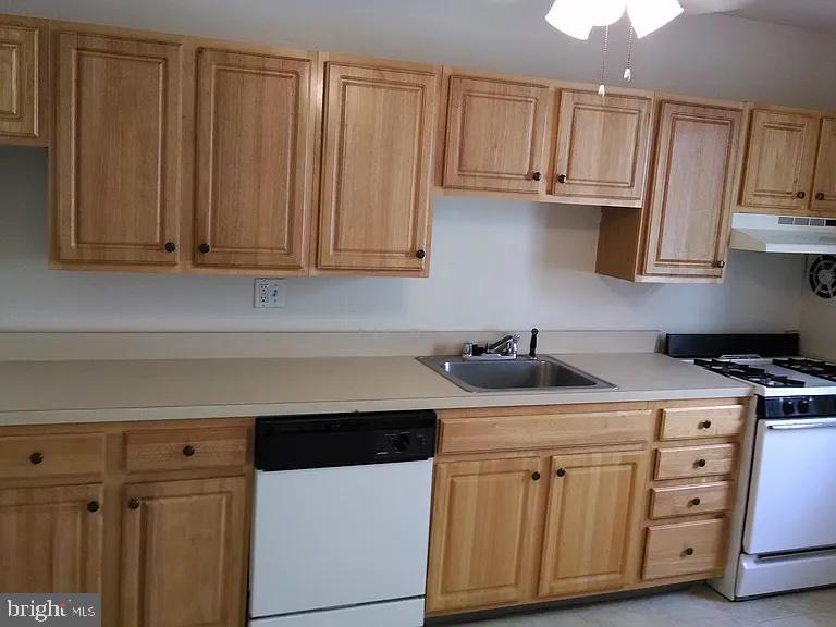 1071 COLWELL LANE UNIT 2