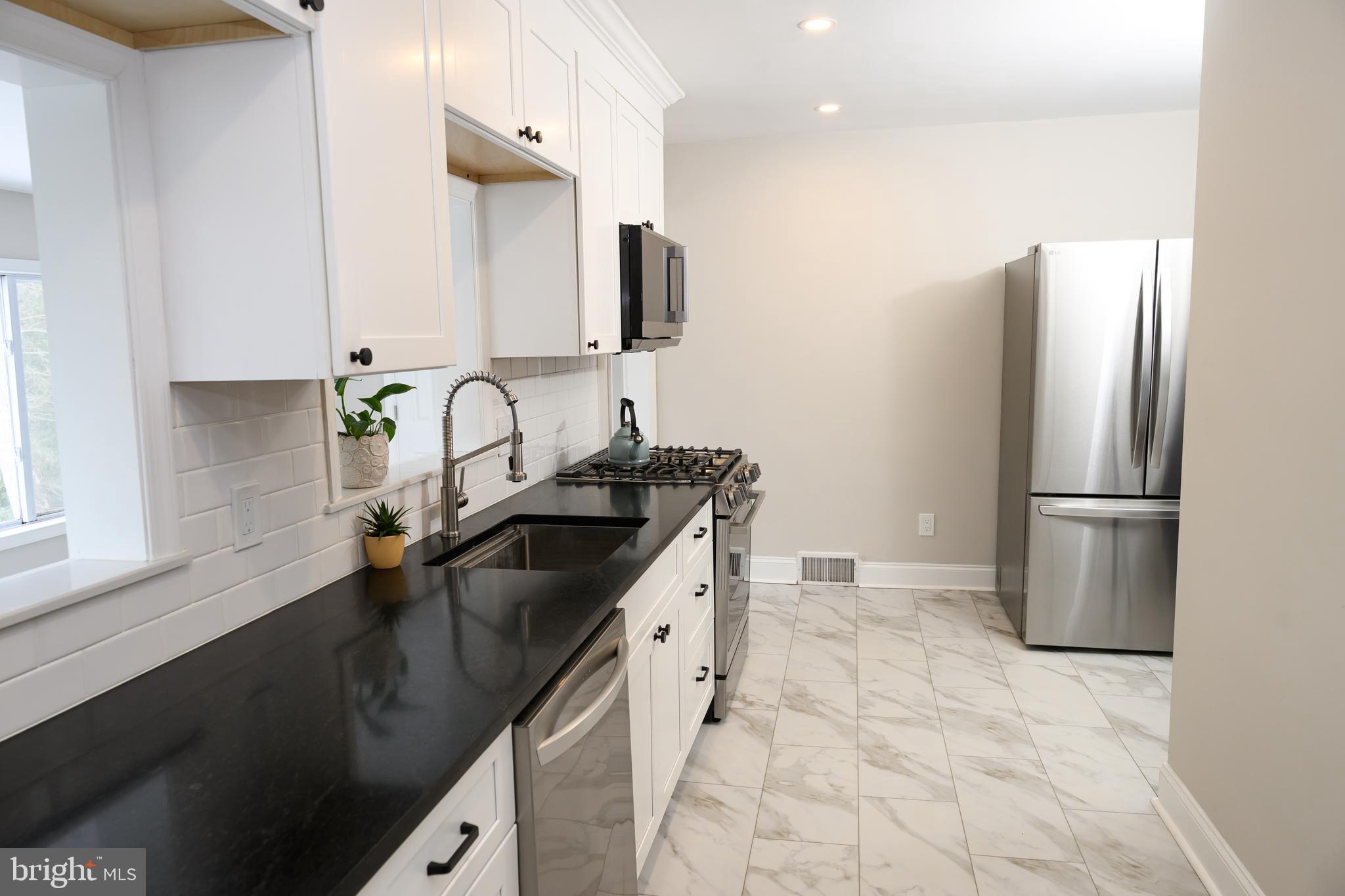 220 BALLIGOMINGO ROAD