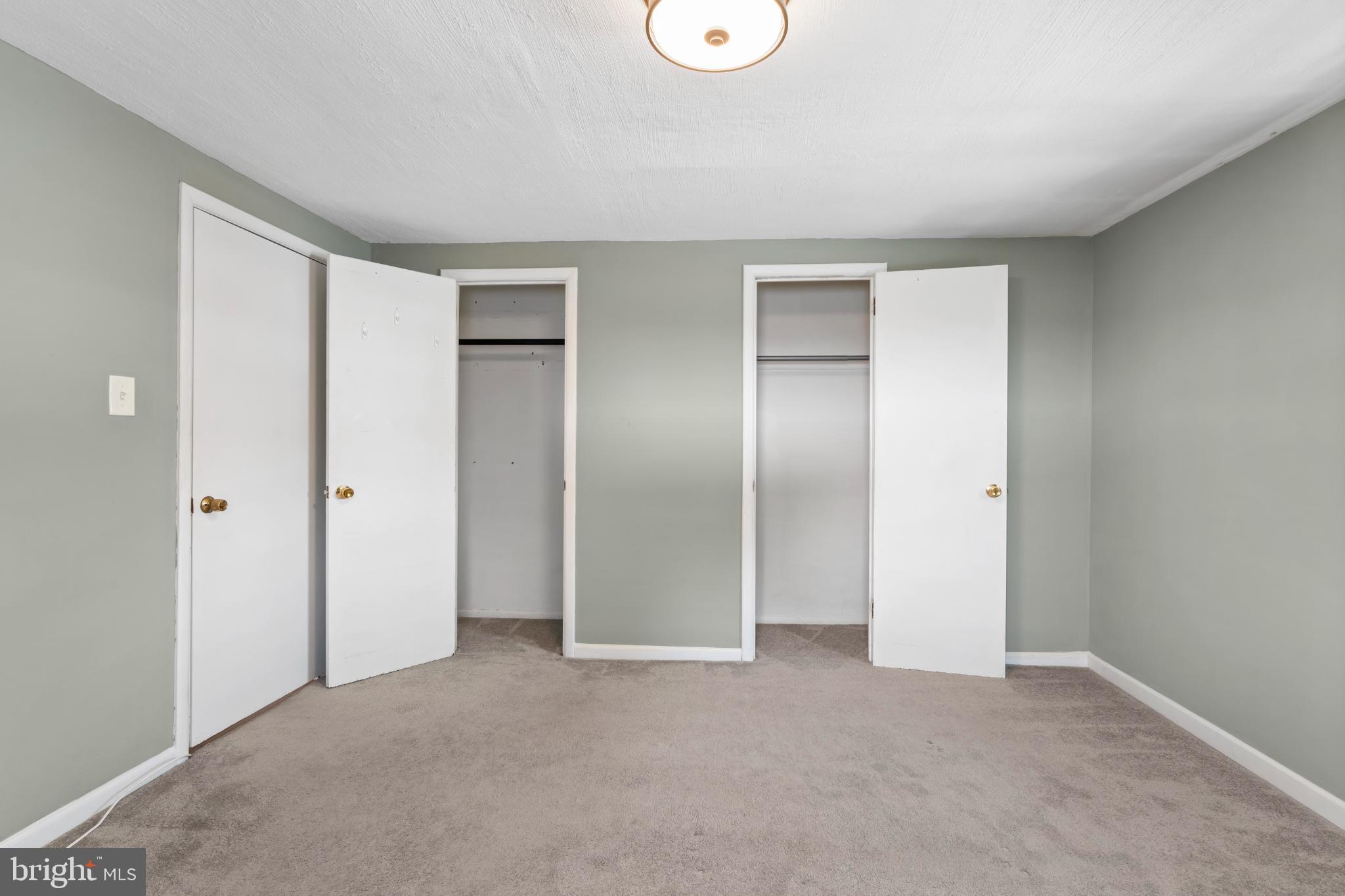 407 W MORELAND AVENUE