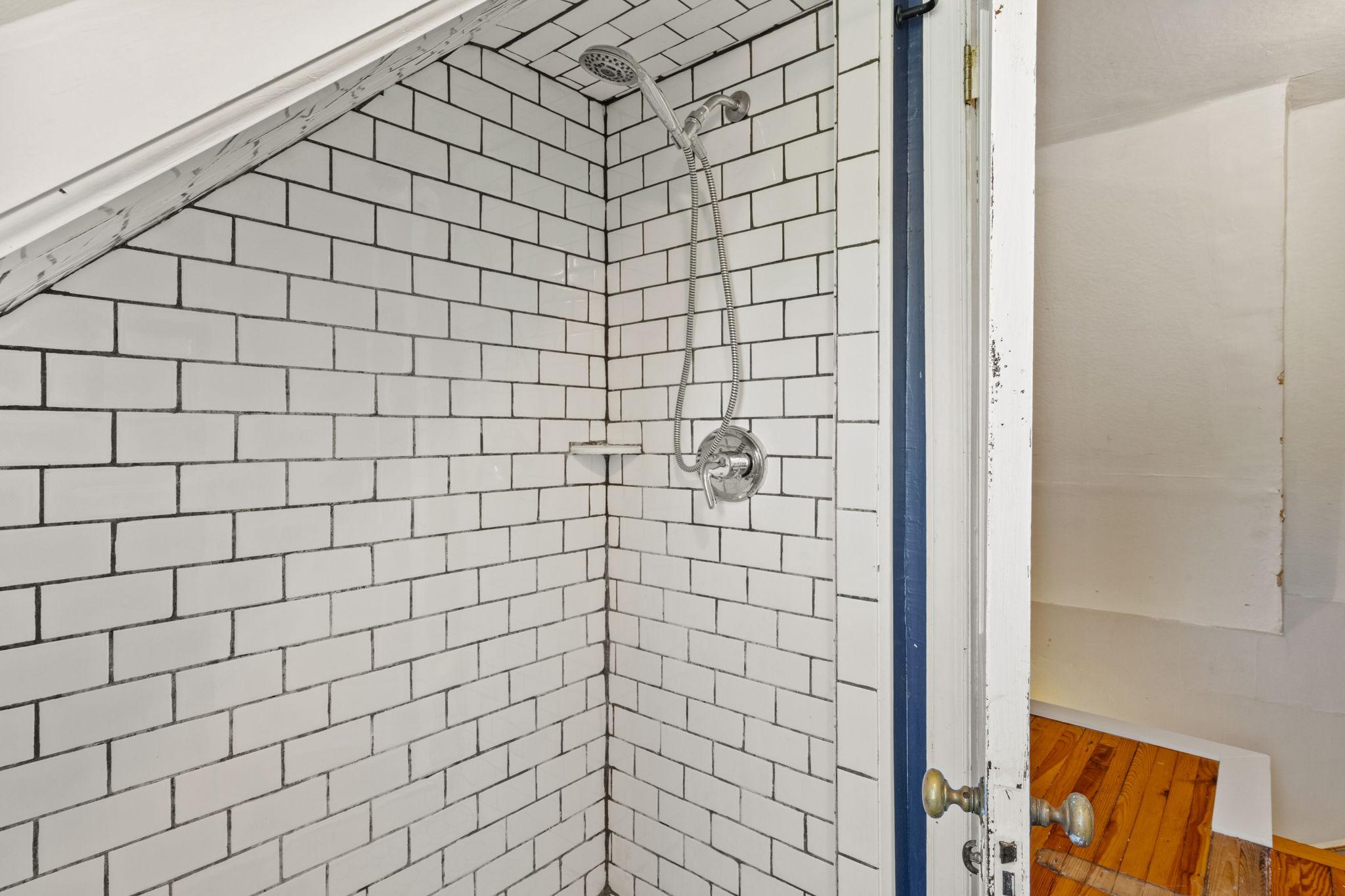 103 N HIGHLAND AVENUE