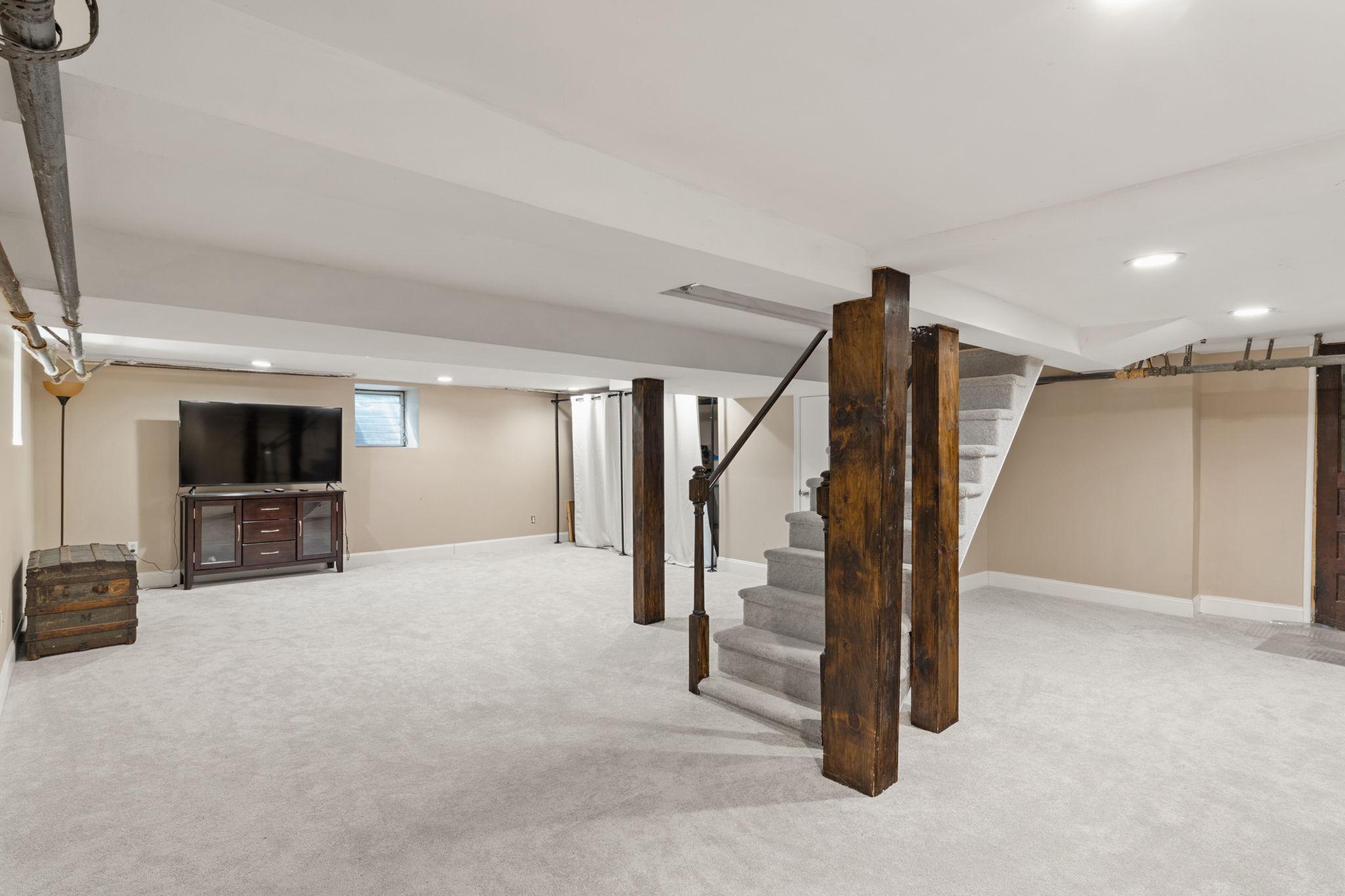 103 N HIGHLAND AVENUE