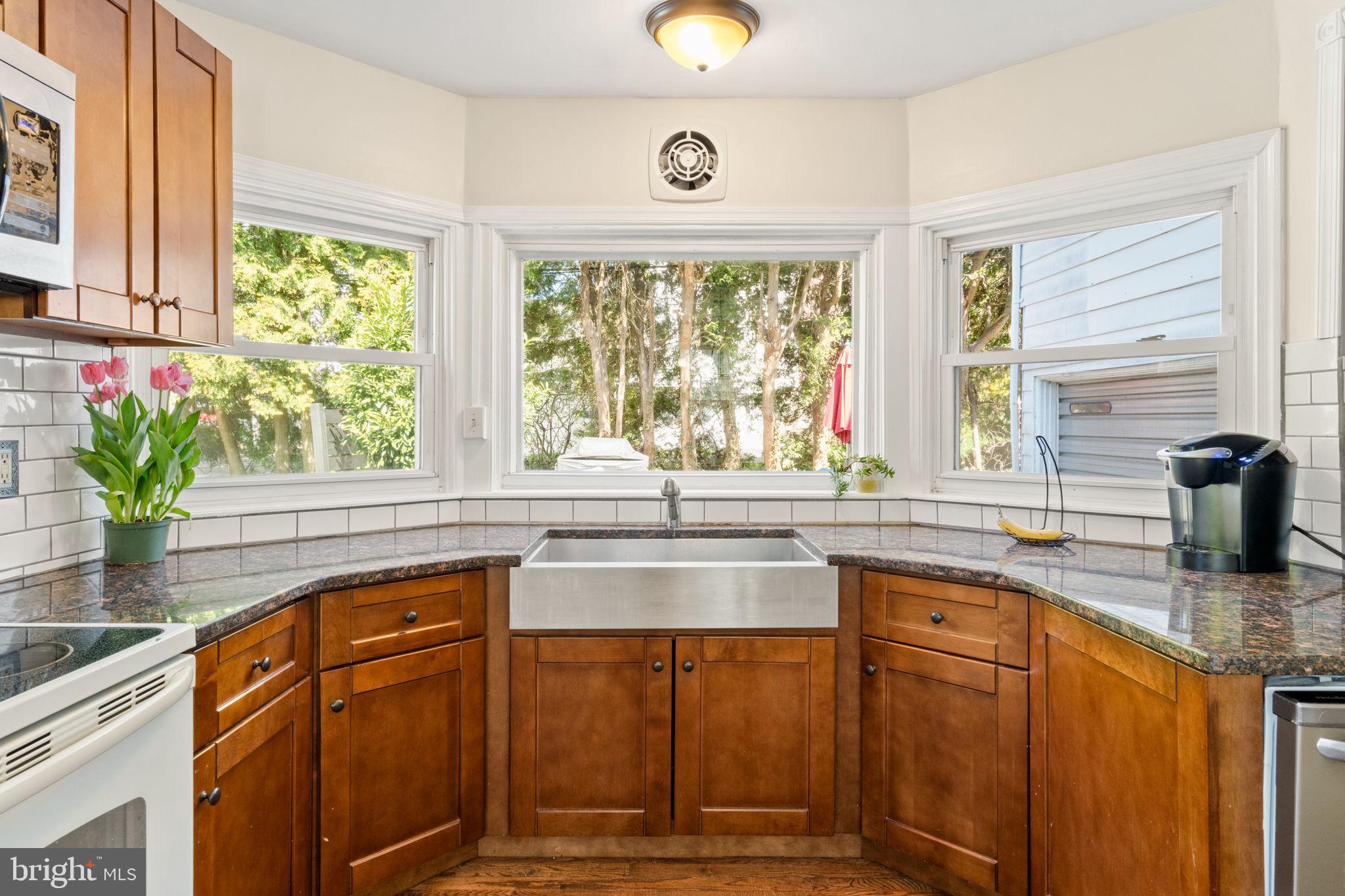 103 N HIGHLAND AVENUE