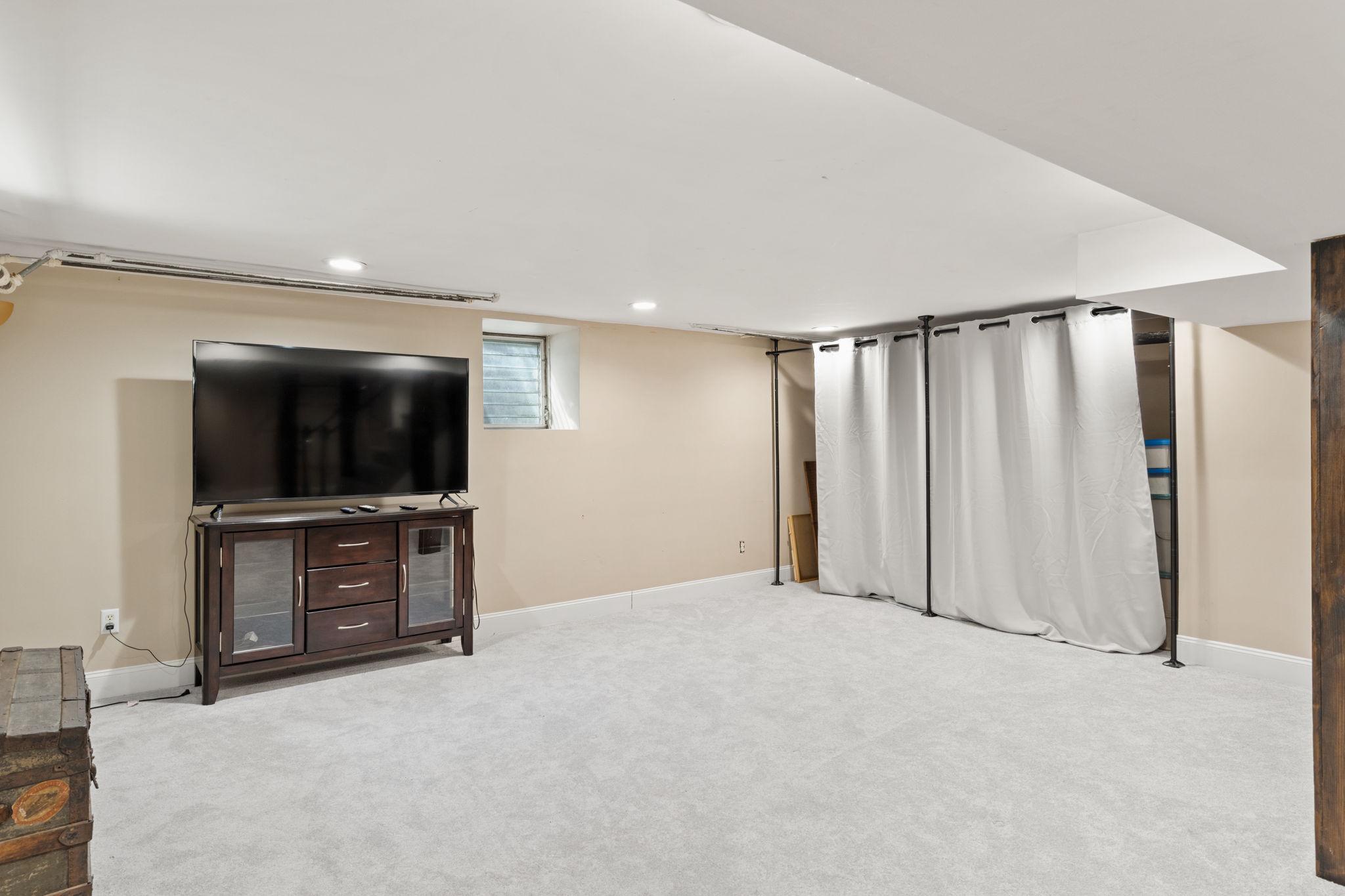 103 N HIGHLAND AVENUE