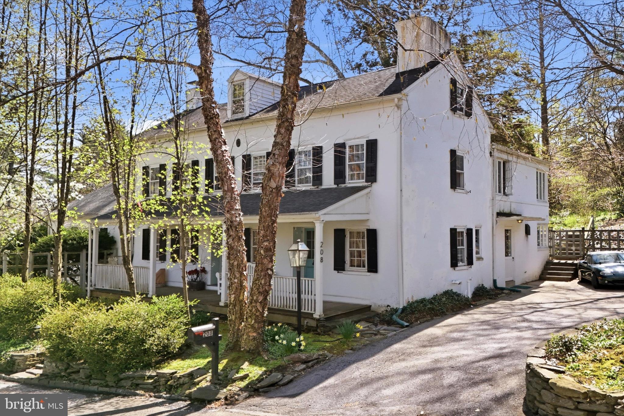 208 RIGHTERS MILL ROAD