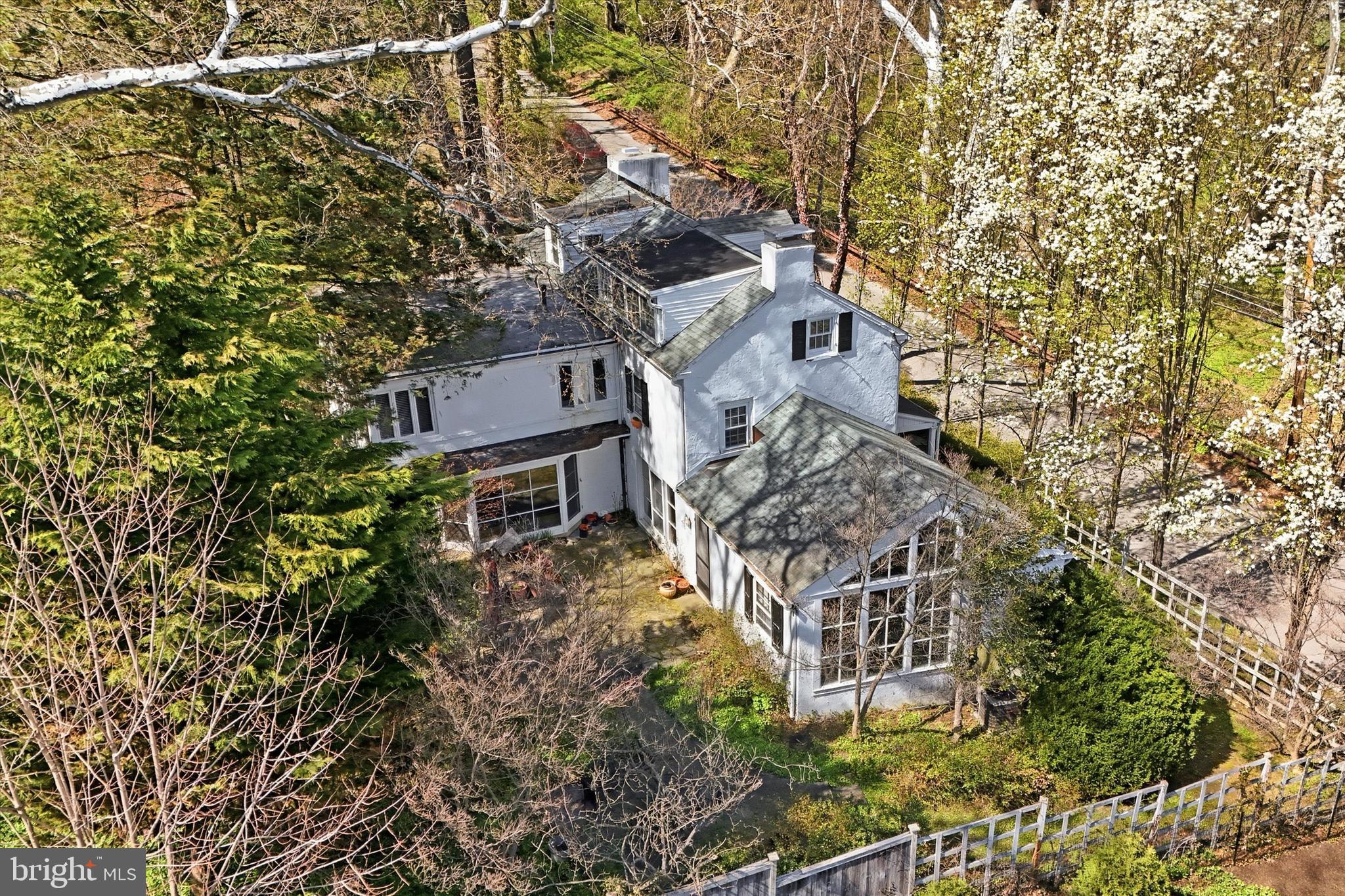 208 RIGHTERS MILL ROAD