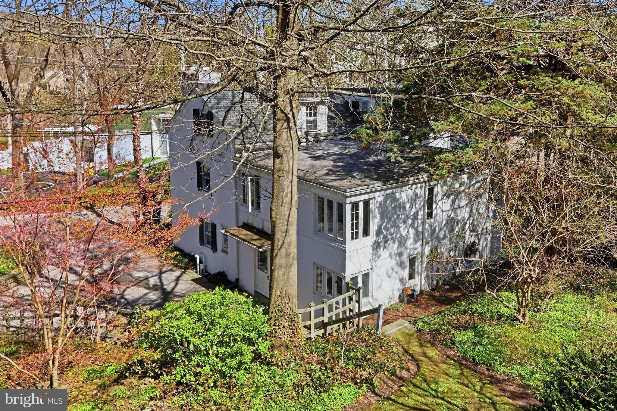 208 RIGHTERS MILL ROAD