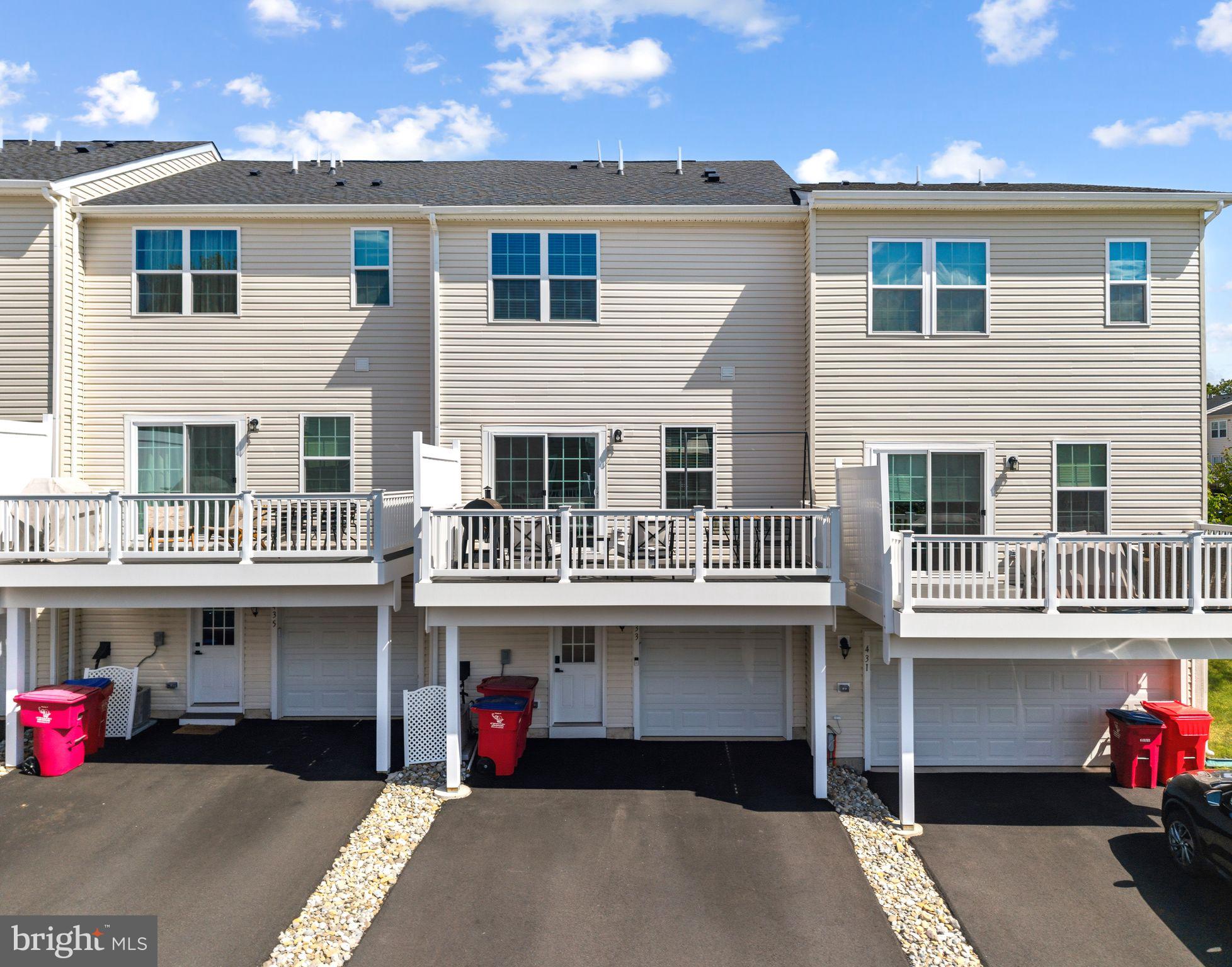 433 MARKET STREET