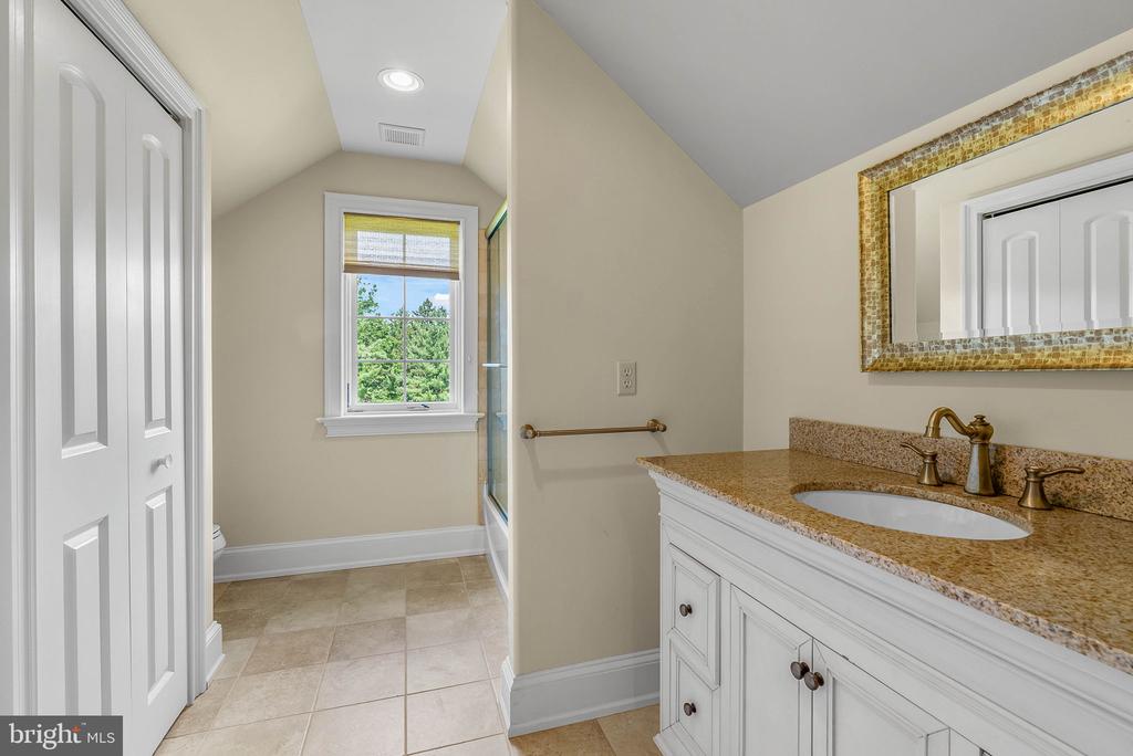 1519 CEDAR HILL ROAD