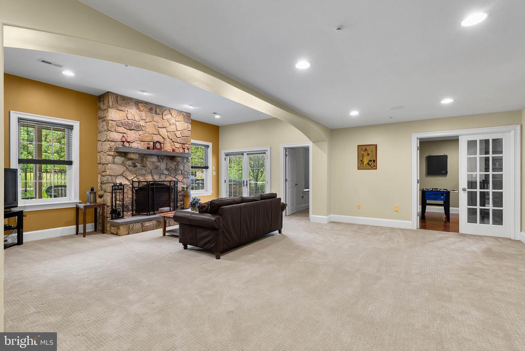 1519 CEDAR HILL ROAD
