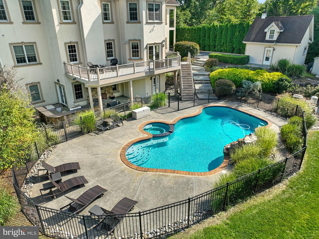 1519 CEDAR HILL ROAD
