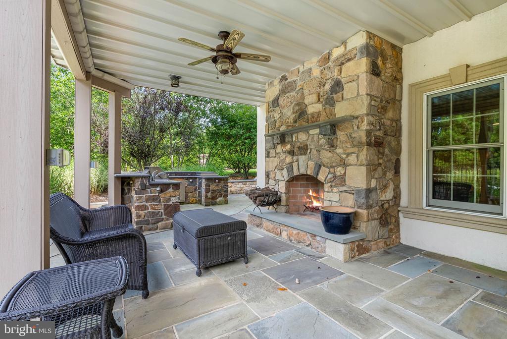 1519 CEDAR HILL ROAD