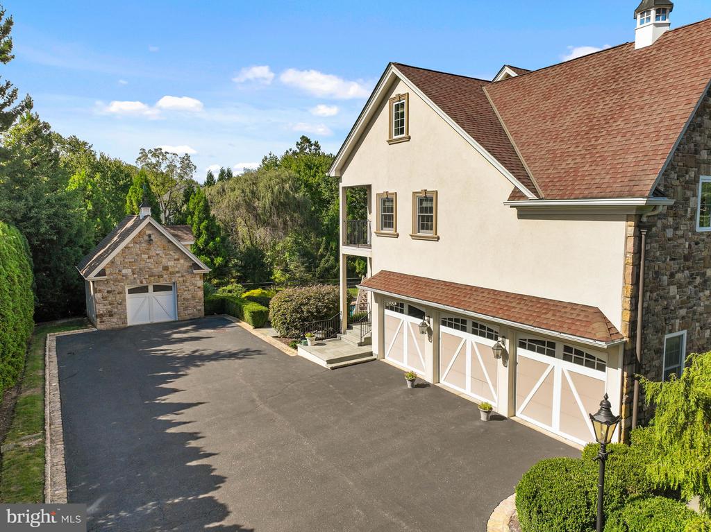 1519 CEDAR HILL ROAD