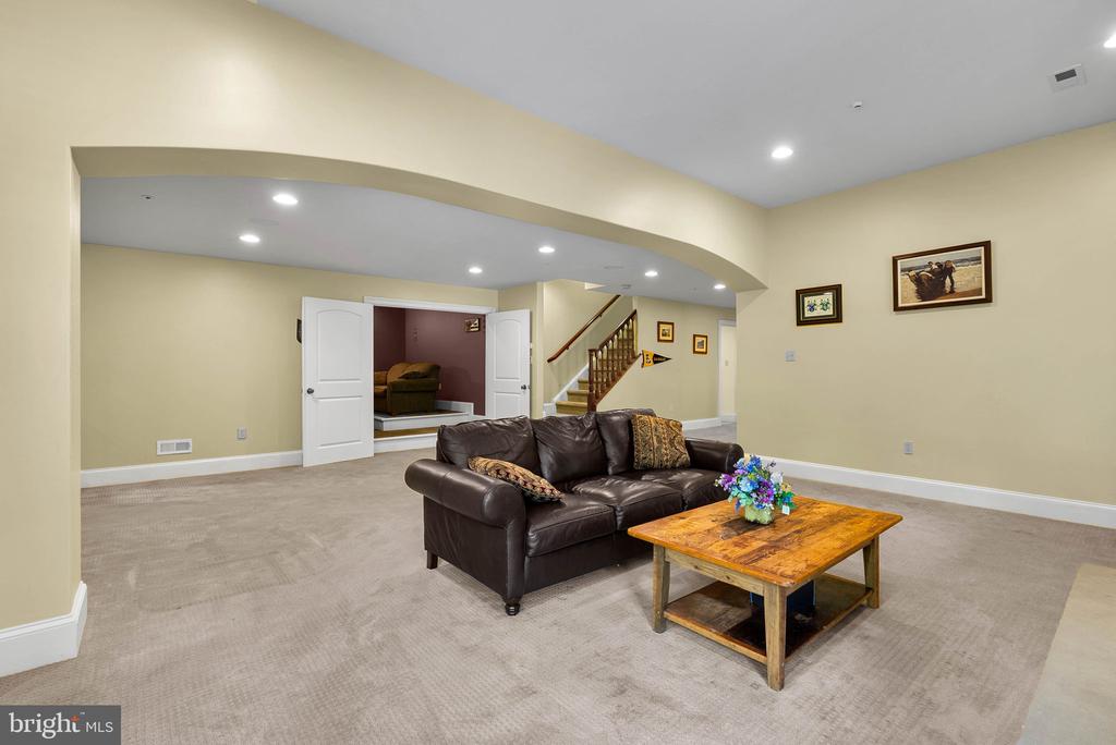 1519 CEDAR HILL ROAD