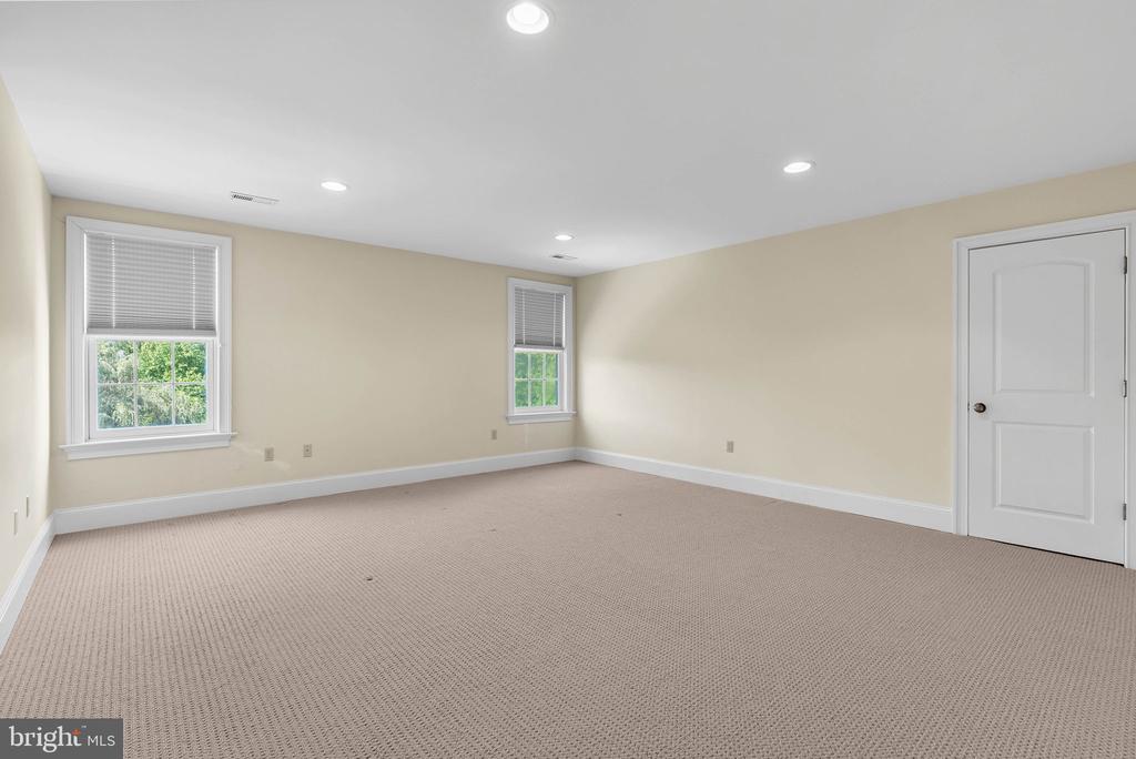 1519 CEDAR HILL ROAD