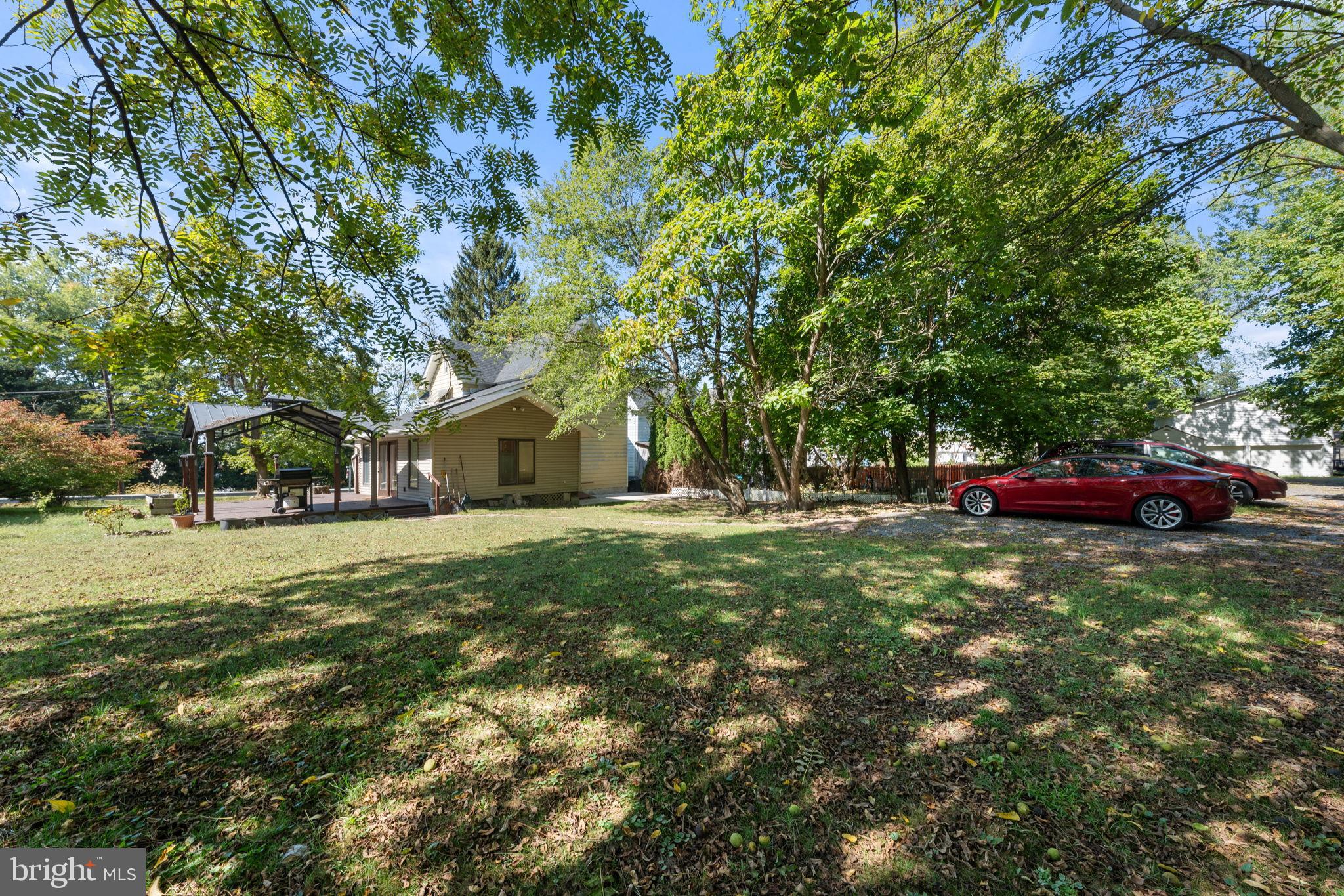 204 LACKAWANNA AVENUE