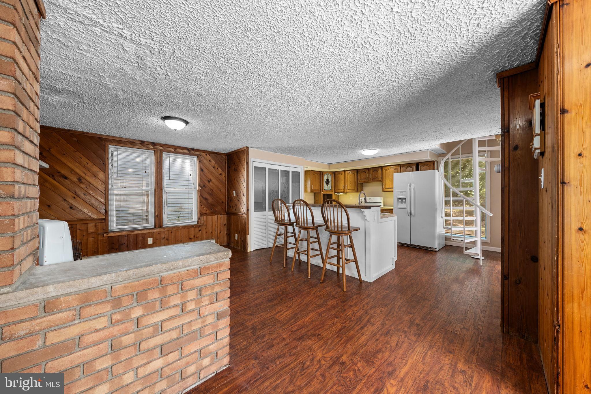 204 LACKAWANNA AVENUE