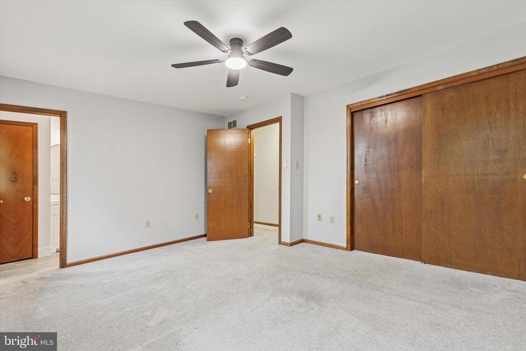 1333 JEFFREY LANE