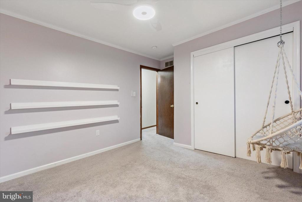 1333 JEFFREY LANE