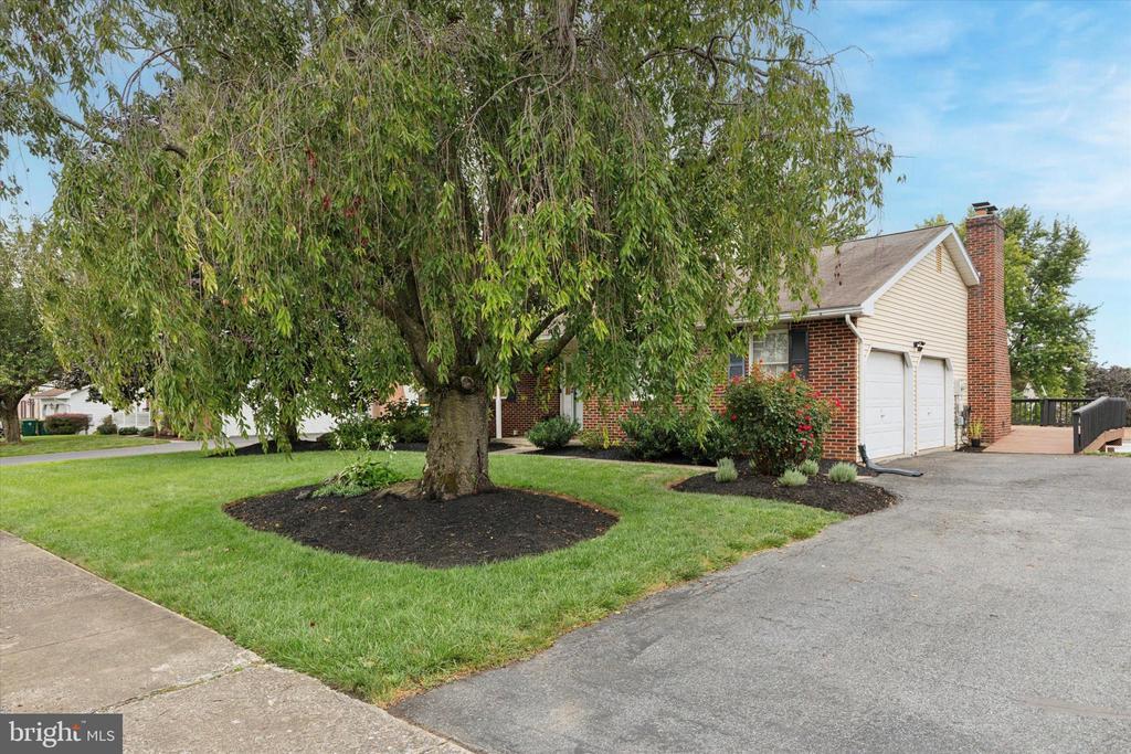 1333 JEFFREY LANE