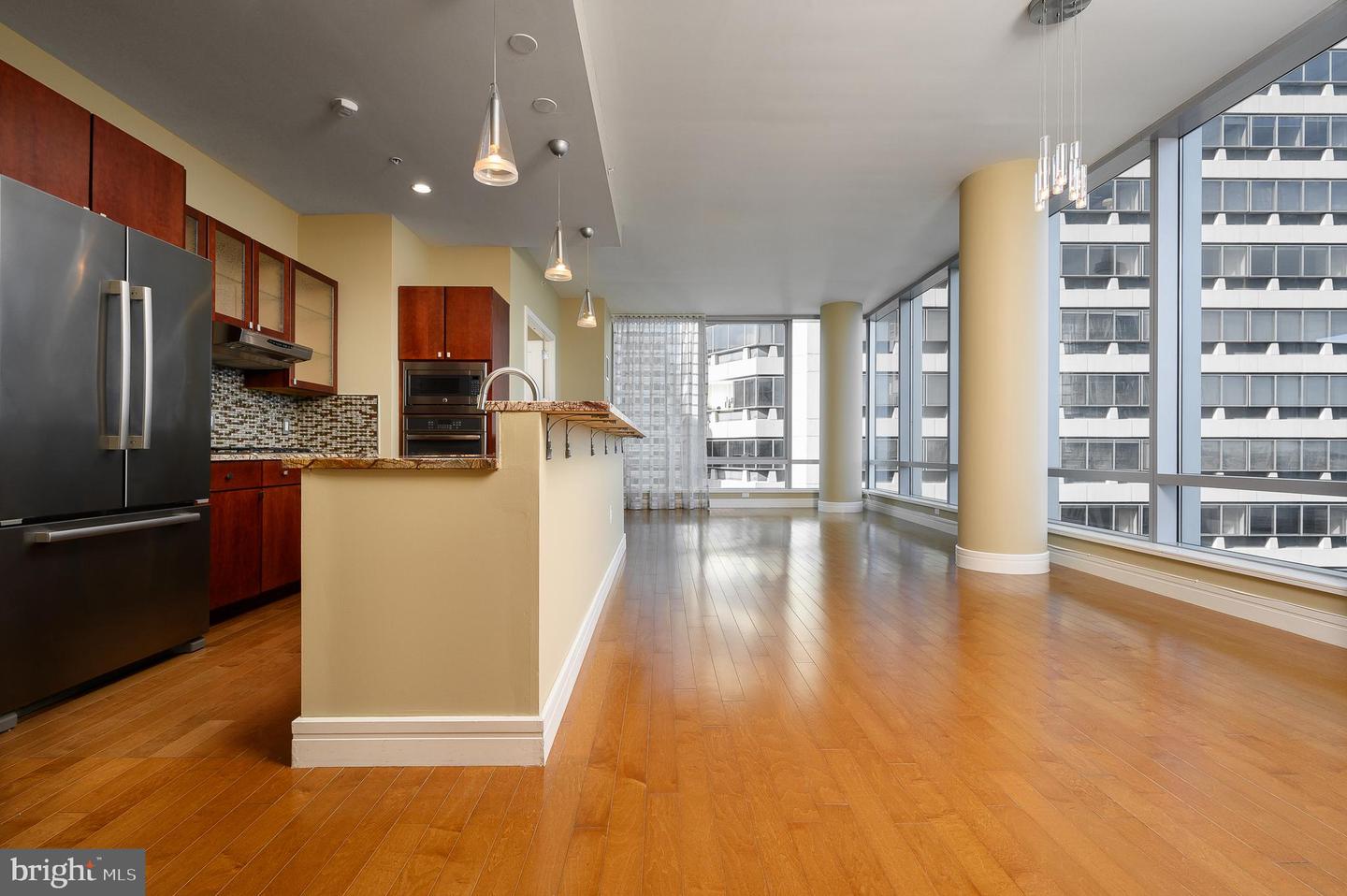 1414 S Penn Sq #31f