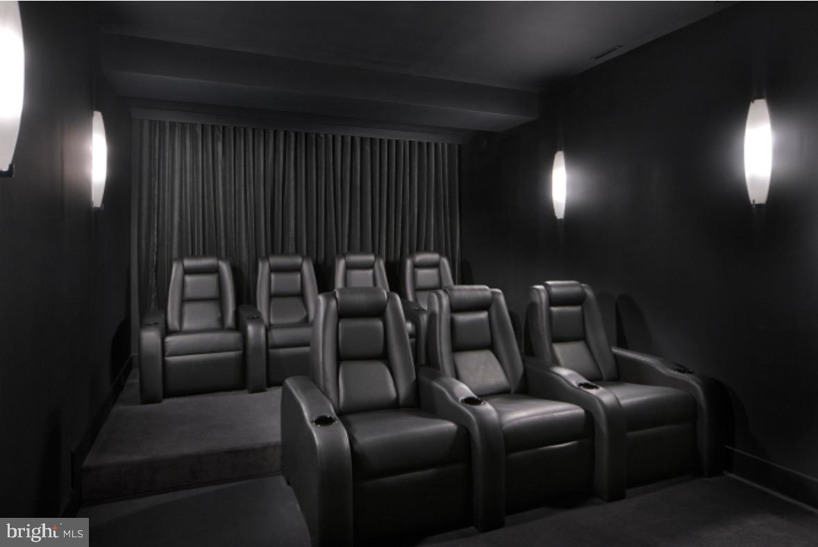 135 S 18th St #1blibrary