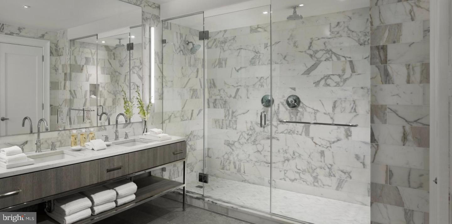 135 S 18th St #1blibrary