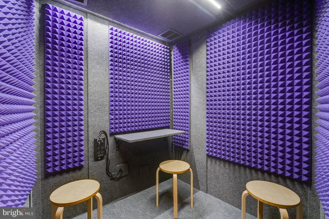 1300 Fairmount Ave #1b-914