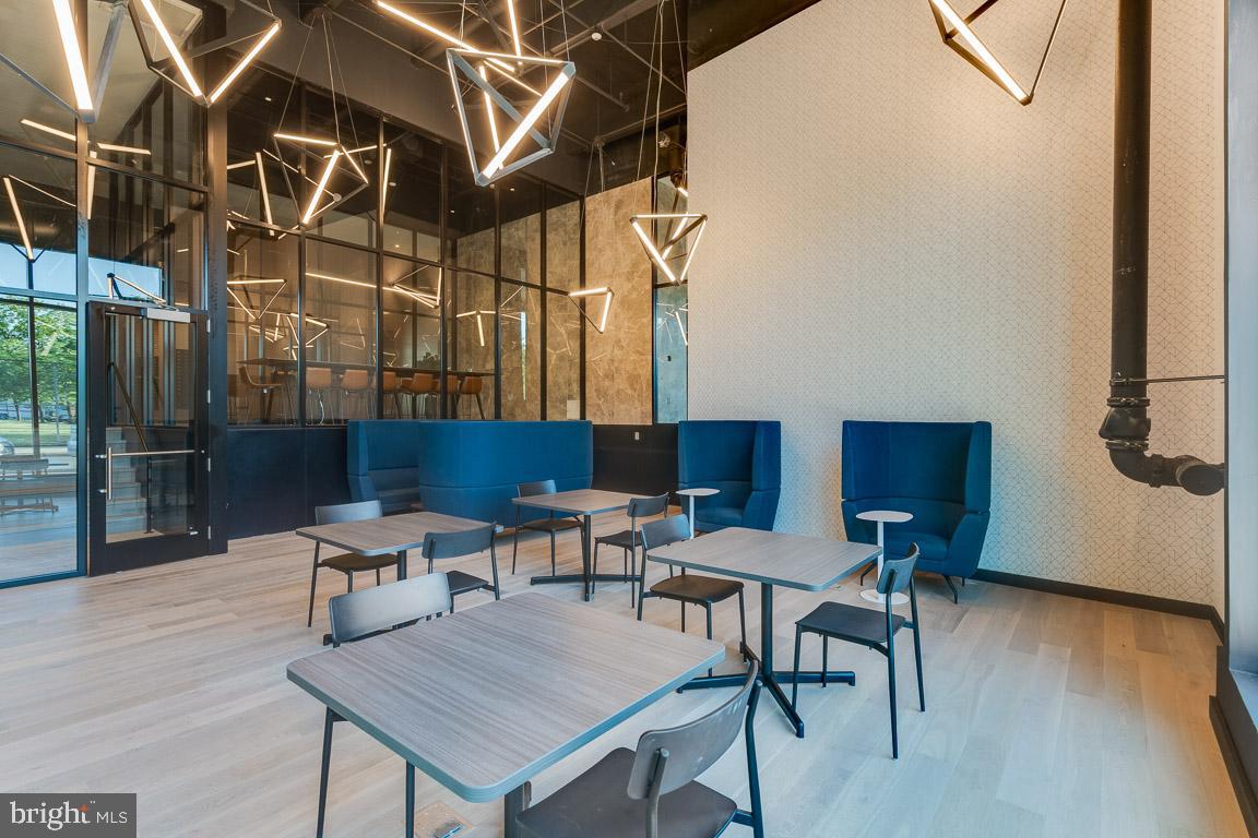 1300 Fairmount Ave #1b-914