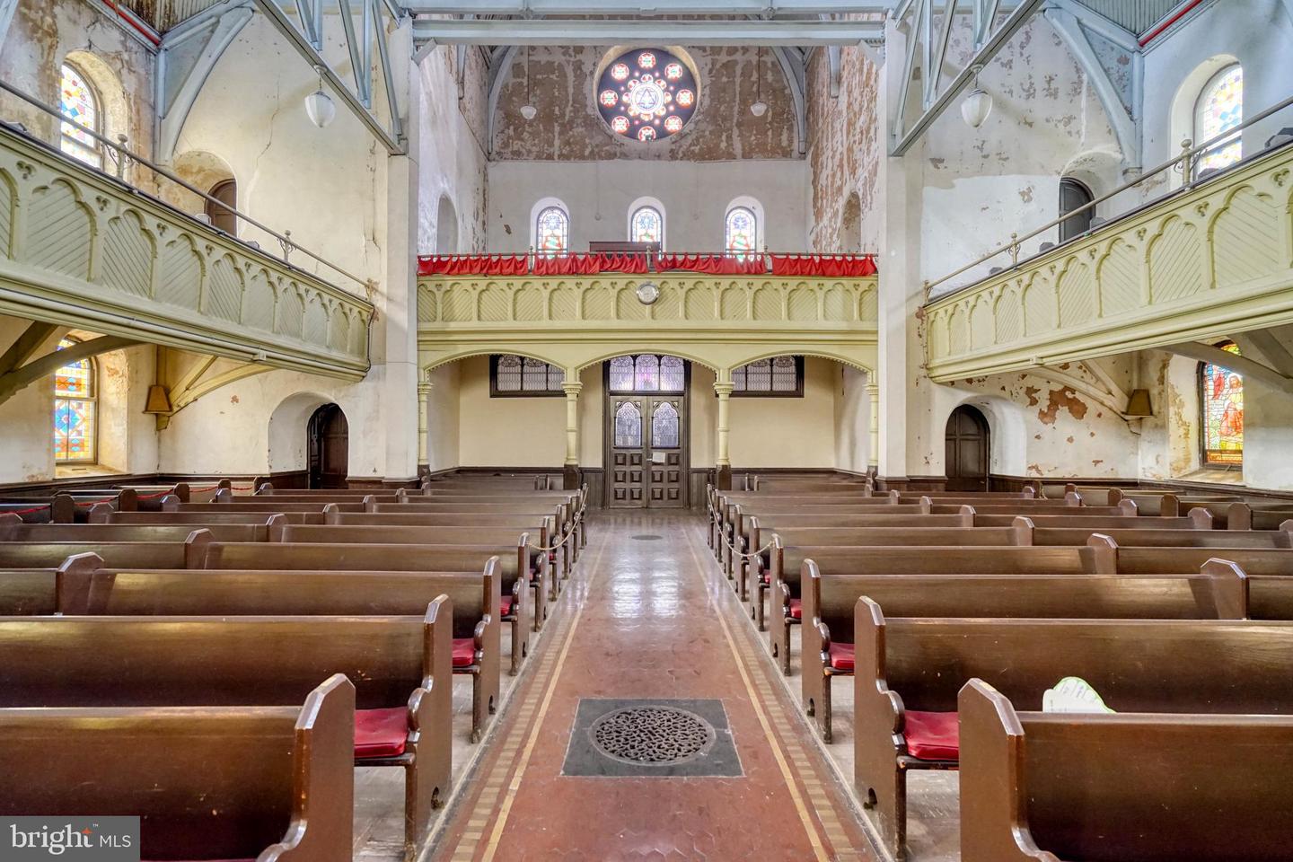 2030-40 Christian St