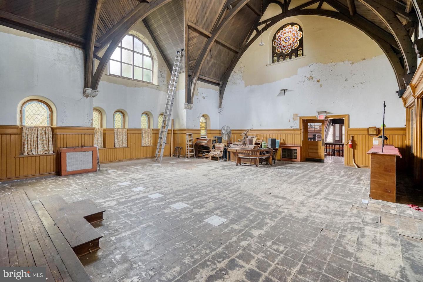 2030-40 Christian St