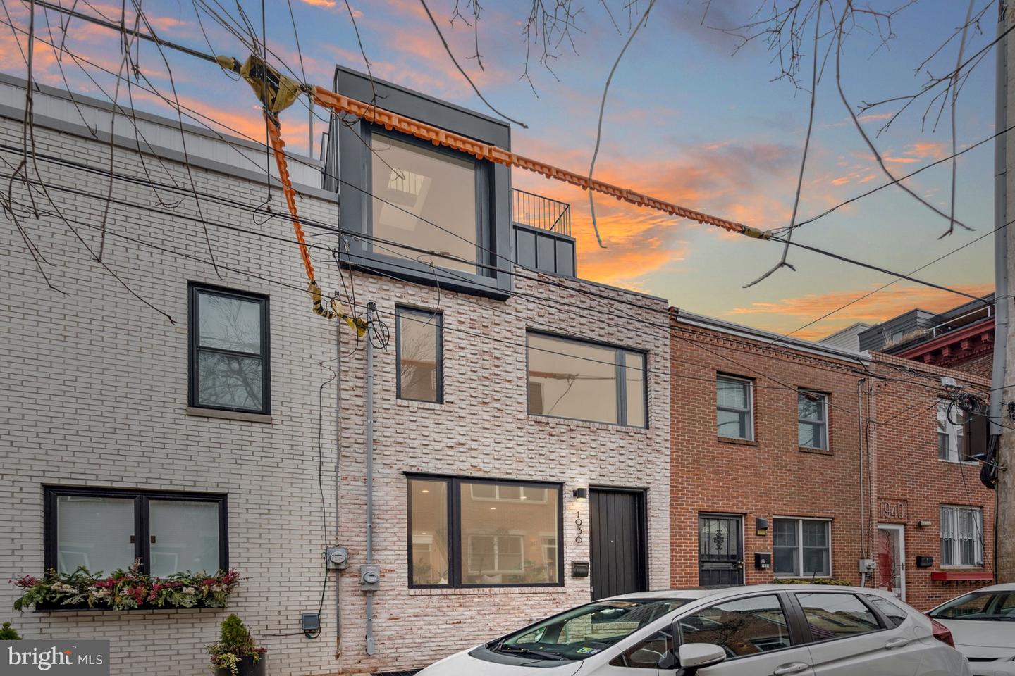 1936 Pemberton St
