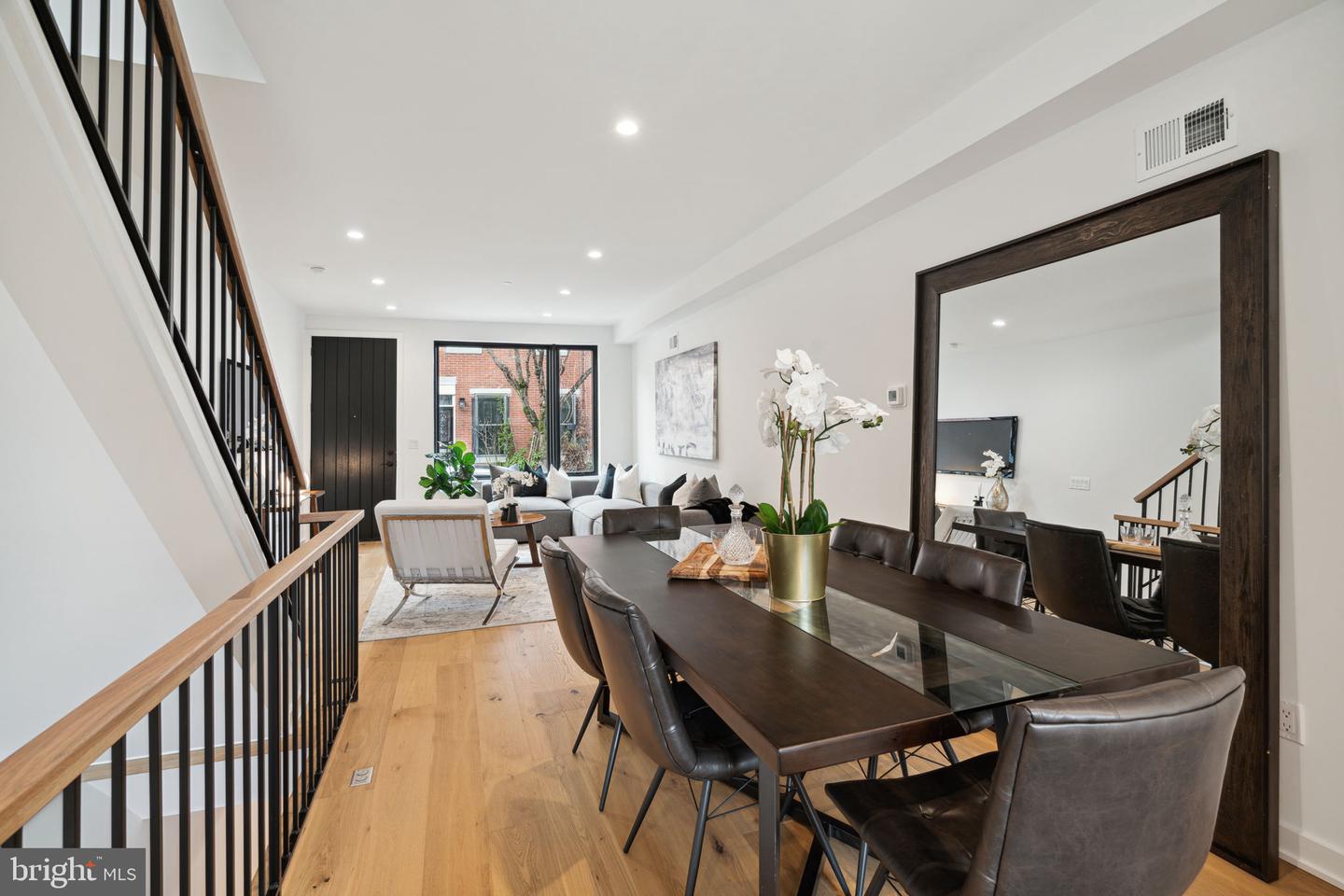 1936 Pemberton St