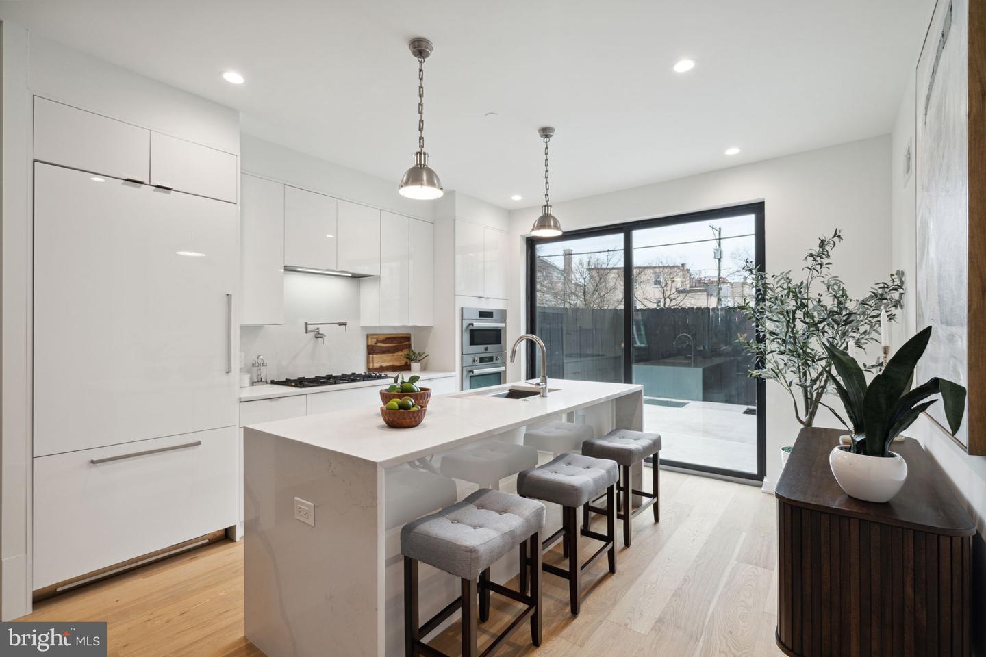 1936 Pemberton St