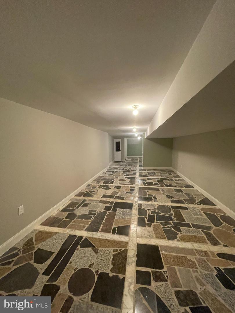 934 E Moyamensing Ave #1st Floor