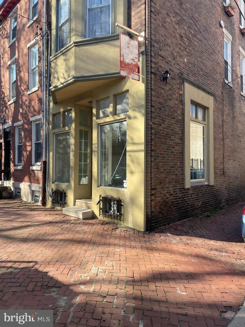 934 E Moyamensing Ave #1st Floor