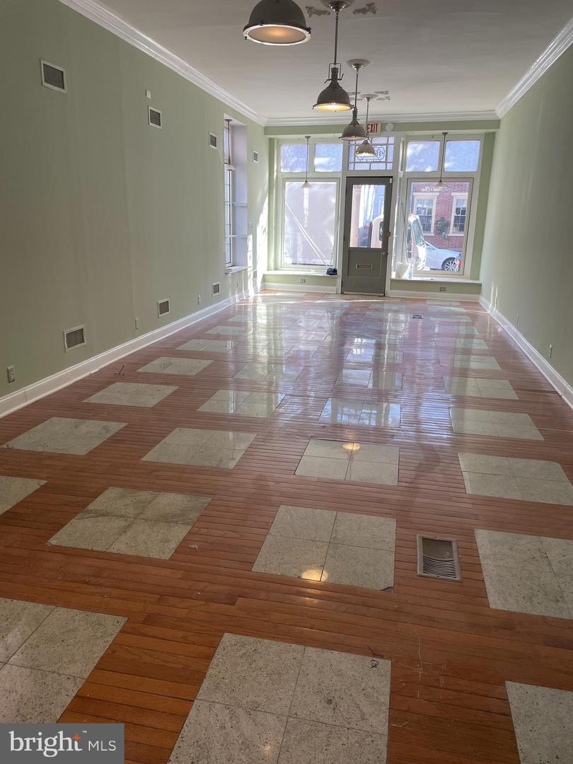 934 E Moyamensing Ave #1st Floor